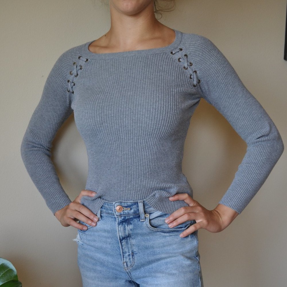 Iz Byer Pullover Sweater XS